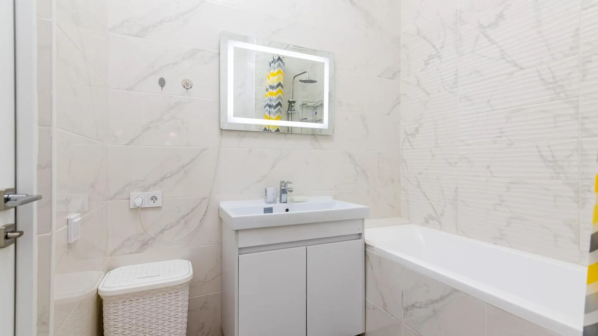 Жк Heaven Apartment Almaty 0*,